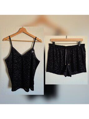 BCBG MAXAZRIA Cami Shorts Pajama Set Velvet Animal Print Black Sz Women's L NWOT